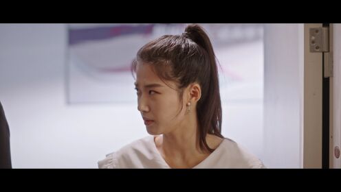全世界都在等你們分手_09