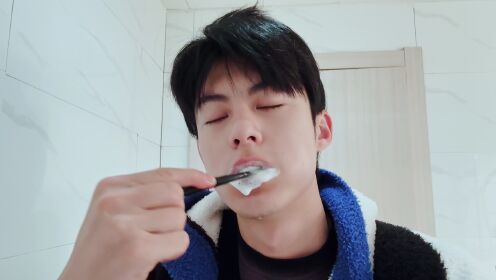 【怼脸VLOG】王鹤棣用脸鲨人啦