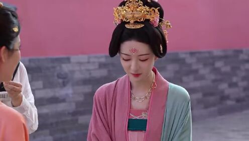 《莫离》花絮:片场笑点过于密集!非璃墨属癫癫的很安心~