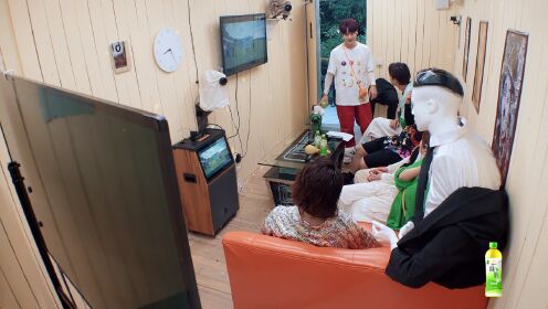 Episode 6(Part 2): Mary Ma and William Chan Sing the Song of "Wolf Disco"