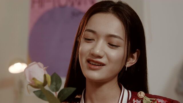 EP17:Aku Cantik Sekali - Tonton Video HD Secara Daring - iflix