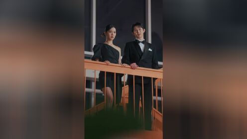 多餘的妻子_18