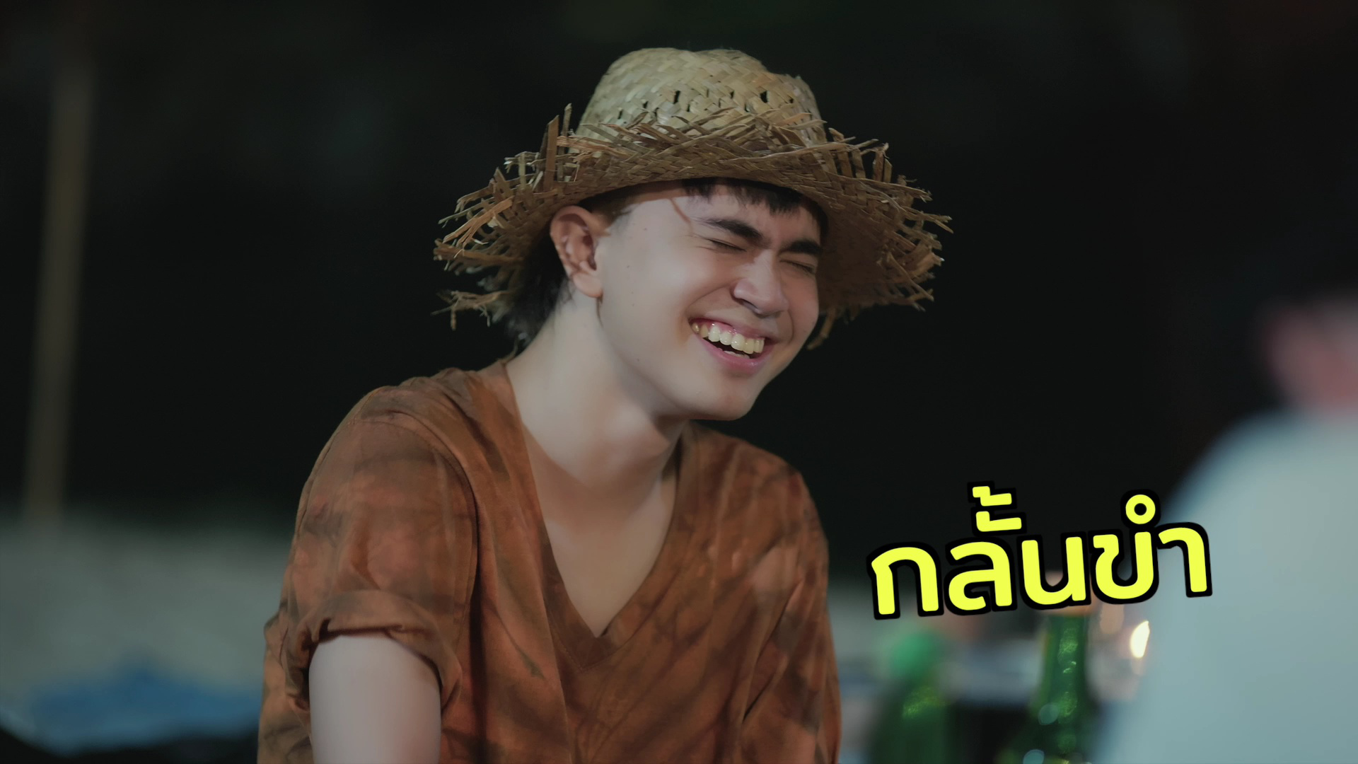 เบื้องหลัง: โมเมนต์หวานๆ ของอ้ายและสงครามที่ทะเล | ราชาวิหค