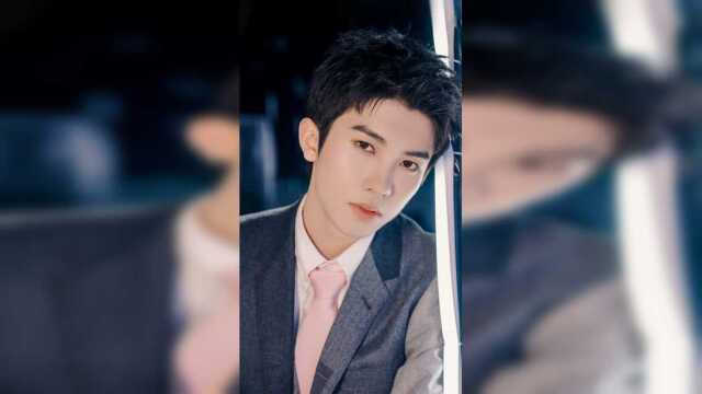 Focus Cam(Lin Mo Focus): "It's Raining Because I'm Thinking of You ...