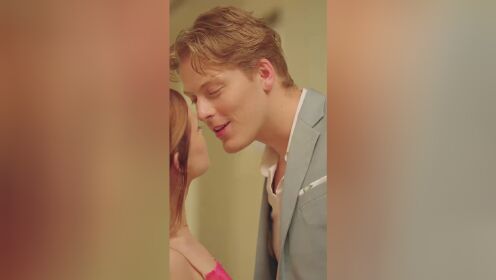 Slept With My Alpha Mate | الحلقة 20