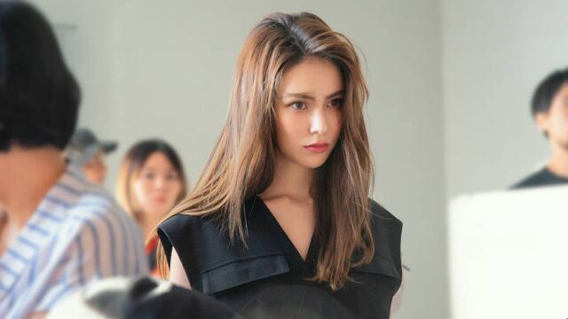 EP2(Part1): Hannah Quinlivan fears for getting married at age 21 ...
