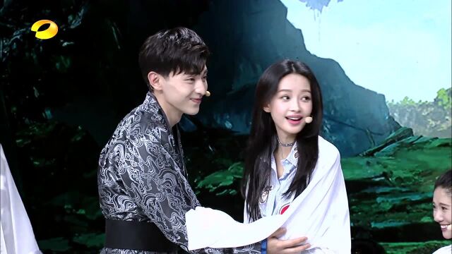 Deng Lun was the scene situation made strength Meng circle, Li Weijia ...