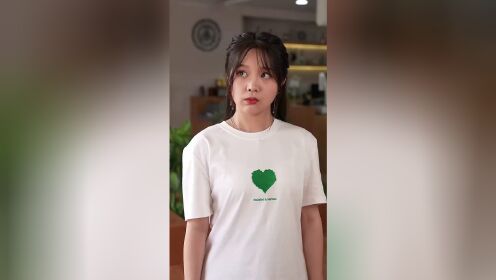 벼락 결혼 후 비밀 갑부의 최애로 됨 (영어편)_02회