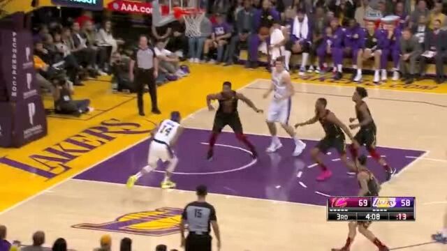 NBA zero distance yangko separation Thompson yangge three points shot ...
