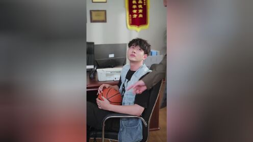 EP16: Niềm Vui Váy Trắng