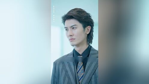 离婚后带着龙凤胎逼总裁跪马桶唱征服_07