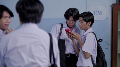 不一样的美男_03