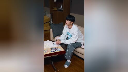唤醒财阀宅女计划_02